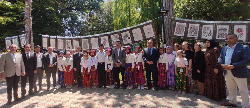 Sarıdibek Ortaokulu resim sergisi açtı