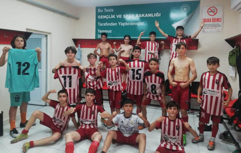 U-13 maçlara devam ediyor..