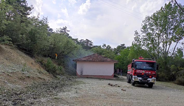 Çamlıca Mevkiinde Orman yangını