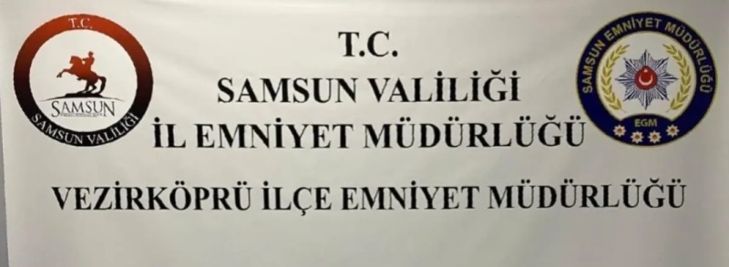 Denetimlerde 5 ruhsatsız tabanca ele geçirildi.