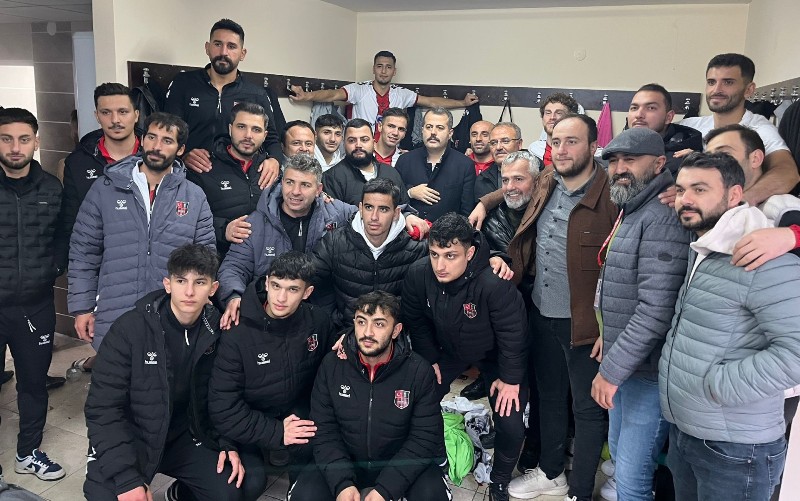 Vezirköprü Belediyespor İlk Puanını Aldı: 0-0