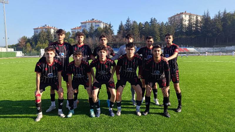 U-18 Kendi Evinde Mağlup